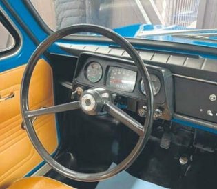 Za niespełna 65 tys. zł można stać się właścicielem tego wspaniale zachowanego klasyka z demoludów.