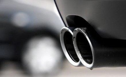 Producenci nie kwestionują grzywien za CO2, ale chcą pomocy