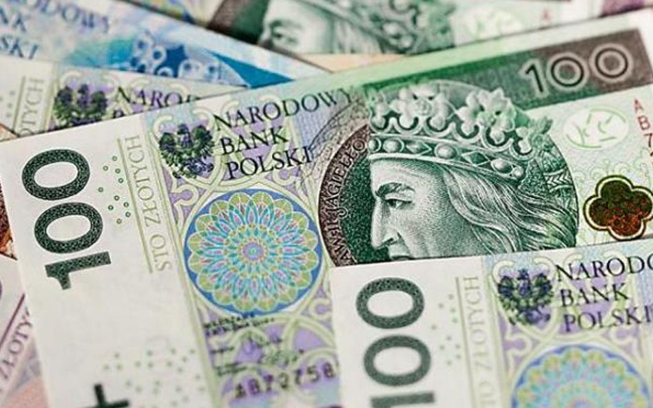 Zasiłek macierzyński wyrównuje się do 1000 zł