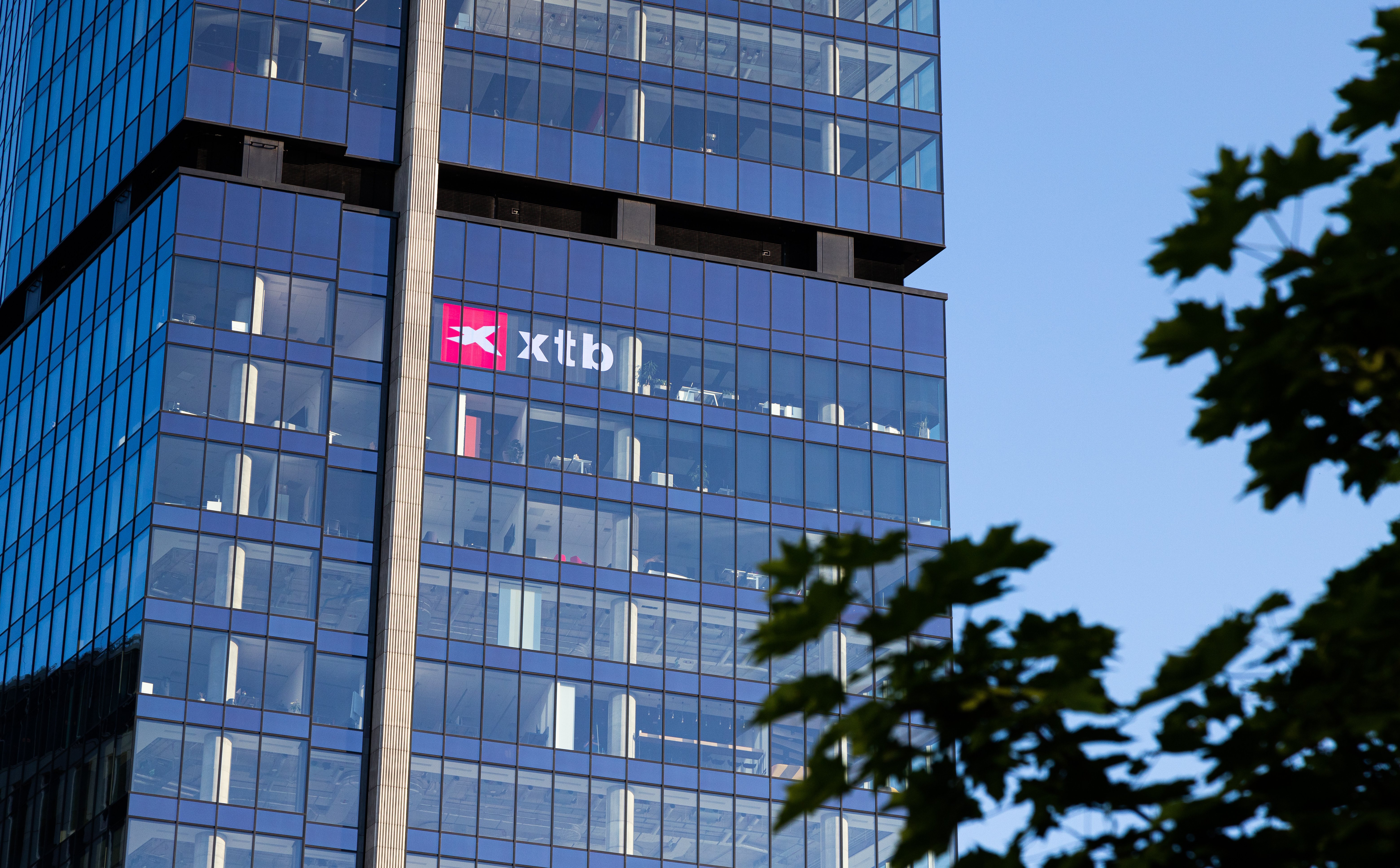 XTB wprowadza cashback