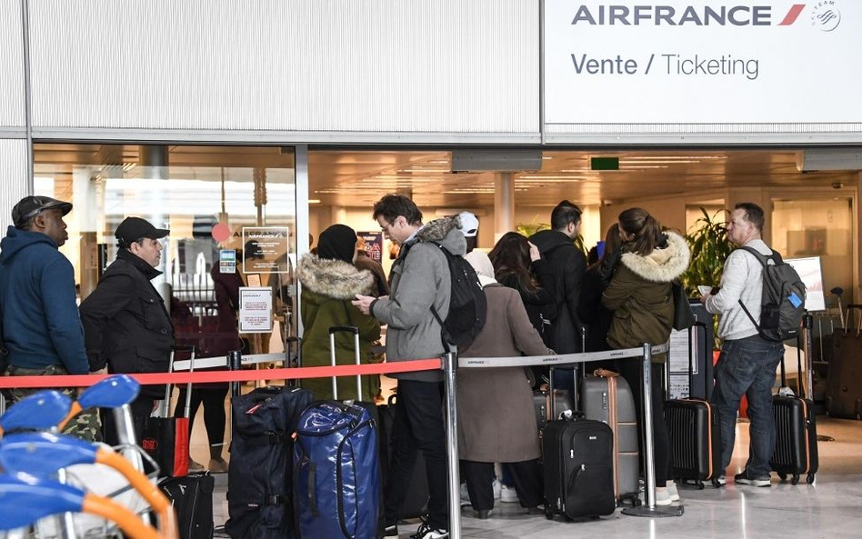 Exodus z Europy do USA. Nawet 20 tysięcy dolarów za lot