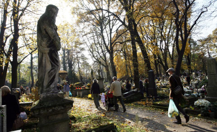 Łukasz Drożdżowski: dlaczego trzeba chronić dane osobowe zmarłych
