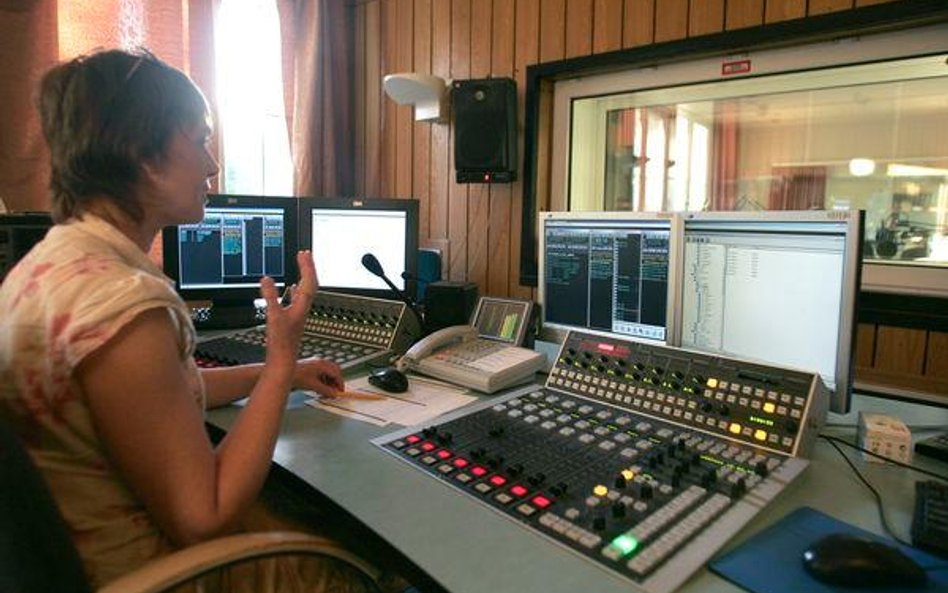 Liderem słuchalności pozostaje RMF FM z wynikiem 27,51 proc.