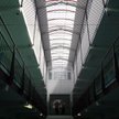Z braku więźniów Szwedzi zamykają więzienia