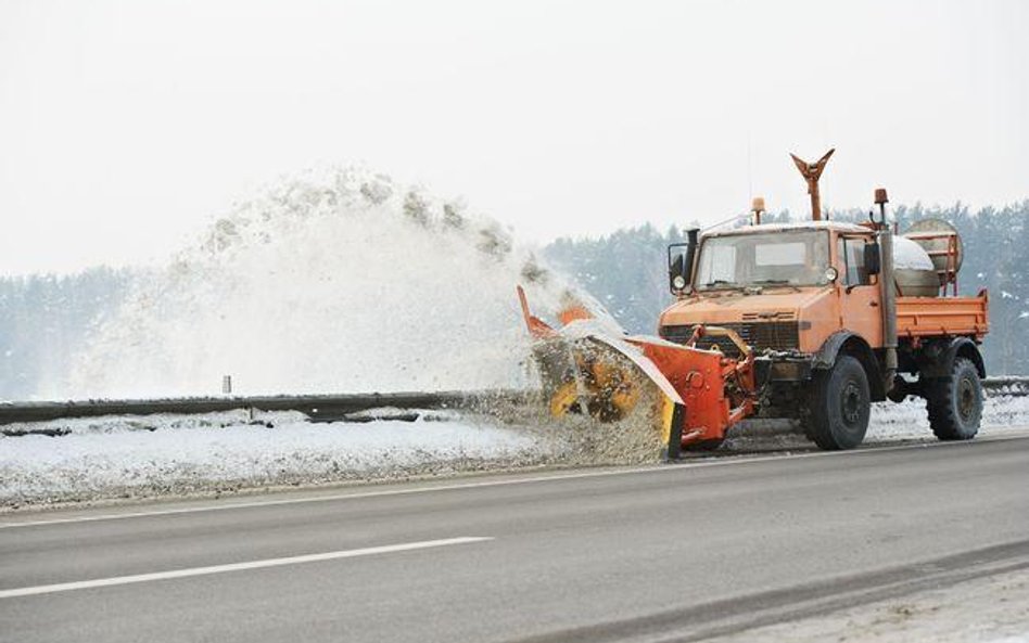 Jaka stawka VAT na zimowe utrzymanie ?dróg?