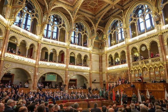 Péter Magyar wygłosił inauguracyjne przemówienie w parlamencie Węgier
