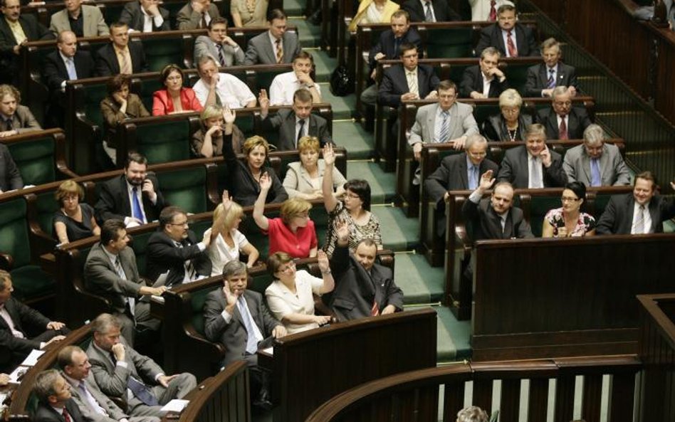 Opozycja chce poprawić przepisy o decyzjach podatkowych