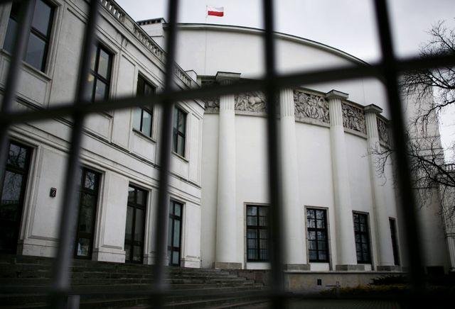 Sejm rozda swoim strażnikom 7 mln zł. Zaskakujący projekt przy Wiejskiej