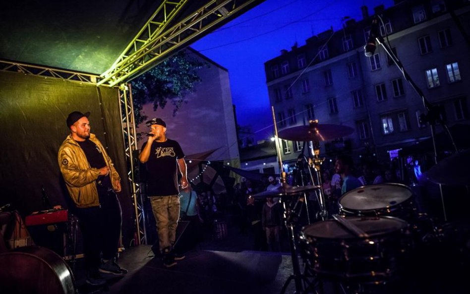 Koncert hip-hopowy z udziałem Vienia