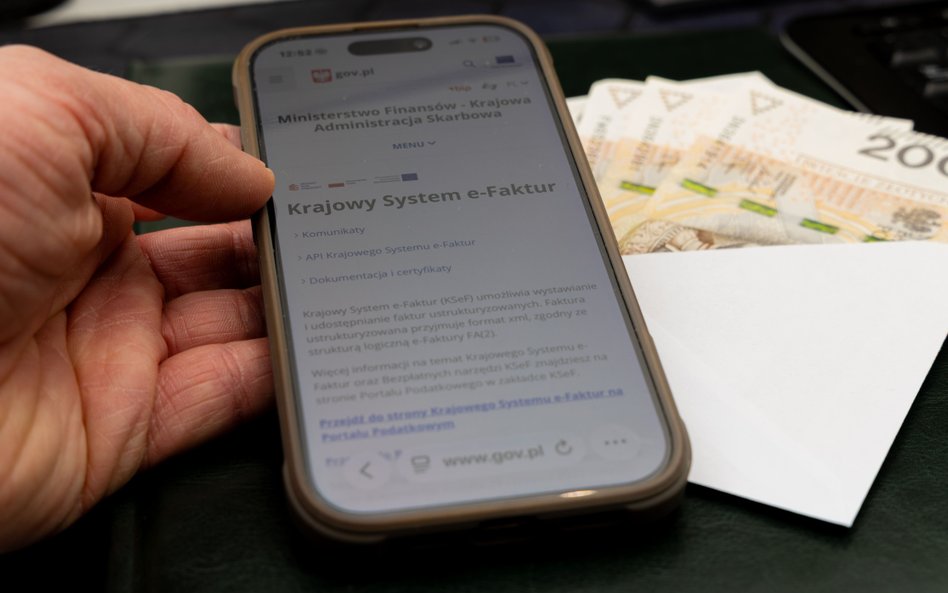 Niezbędnik przedsiębiorcy: KSeF z problemami * rejestracja auta bez faktury * co z papierowymi fakturami * korekta deklaracji i kara * składki za zagranicznego studenta * nowy rodzaj dyskryminacji