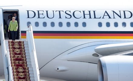 Awaryjne lądowanie Merkel. Brak podejrzenia przestępstwa