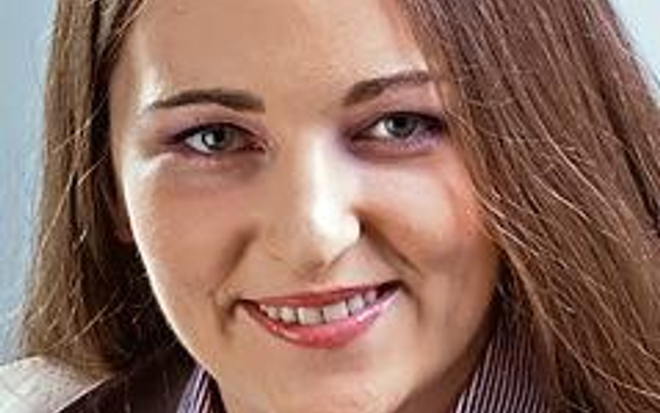 Izabela Ukonu starsza konsultantka w Accreo
