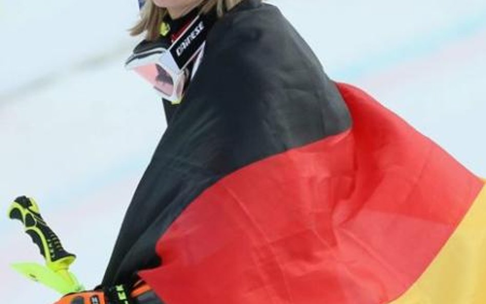 Maria Hoefl-Riesch w chwilę po triumfie. Srebro w super-kombinacji zdobyła Austriaczka Nicole Hosp, 