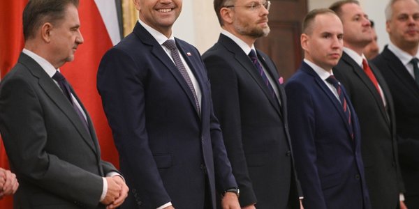 Zbigniew Bogucki: Prezydent Karol Nawrocki współpracuje z rządem. Twardo, wetami