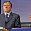 Jacques de Larosiere, były szef MFW (z prawej), Jose Barroso, szefa Komisji Europejskiej
