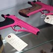 Pistolet pod choinkę