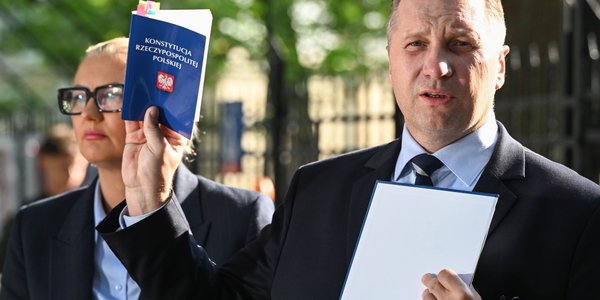 PiS skarży do TK przepisy o edukacji zdrowotnej. Poseł Czarnek mówi o obsesji minister Nowackiej