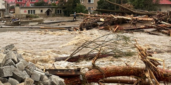 NIK ma zastrzeżenia co do sposobu finansowania walki z powodzią przez rząd