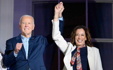 Prezydent USA Joe Biden oficjalnie poparł kandydaturę wiceprezydent Kamali Harris. Demokraci mają na