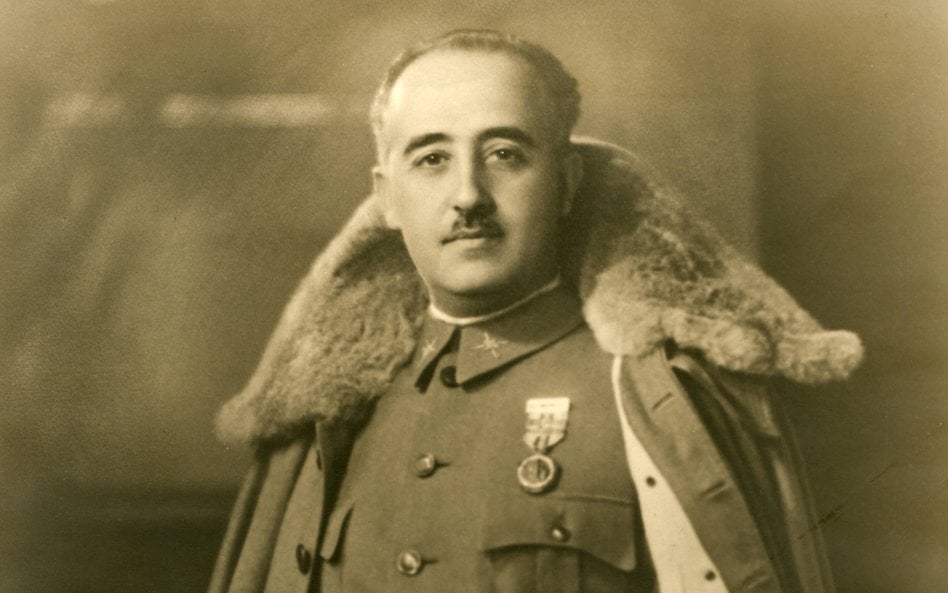 Gen. Francisco Franco (1892–1975) – hiszpański dyktator wojskowy w latach 1939–1975. Przywódca nacjo