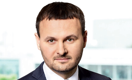Piotr Kowalik prawnik w zespole rynków kapitałowych i M&A w polskim biurze Eversheds Sutherland