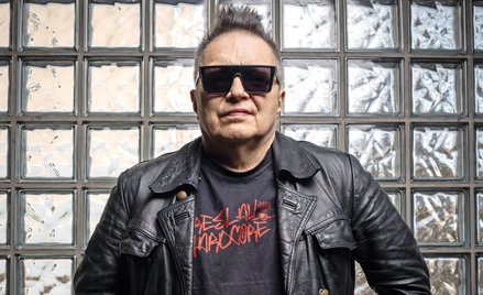 Zygmunt „Muniek" Staszczyk śpiewa w T.Love od 1982 r. Jest jedynym członkiem grupy posiadającym stat