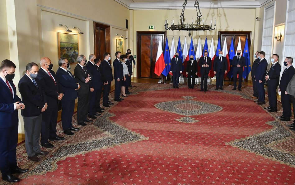 NIK ma zastrzeżenia wobec sposobu, w jaki przeprowadzono głośną rekonstrukcję.