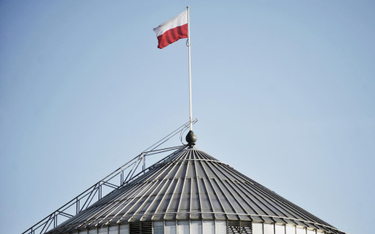 Sejm odpowiada RPO w sprawie niewpuszczenia do budynku uczniów z przypinkami