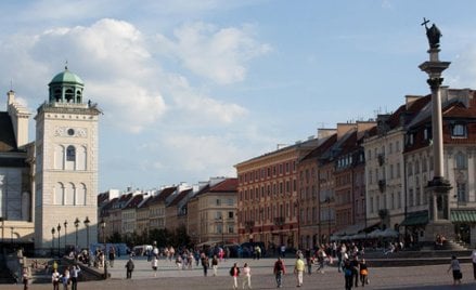 Wskaźnik PMI spadł z lipcowego poziomu 49,4 i odnotował w sierpniu wartość 49, co oznacza, że sektor