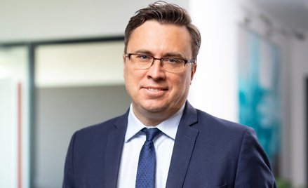 dr Jakub Borowski, główny ekonomista Credit Agricole Bank Polska