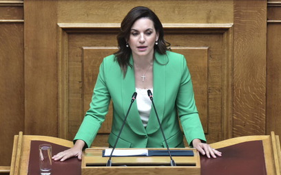 Minister Olga Kefalogianni przedstawiła cztery kierunki działania rządu na rzecz turystyki w parlame