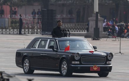 Paradę odebrał prezydent Chin Xi Jinping