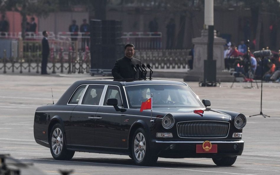 Paradę odebrał prezydent Chin Xi Jinping