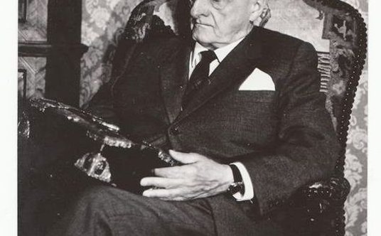 "Tadeusz Wierzejski w swoim domu w 1971 r. "