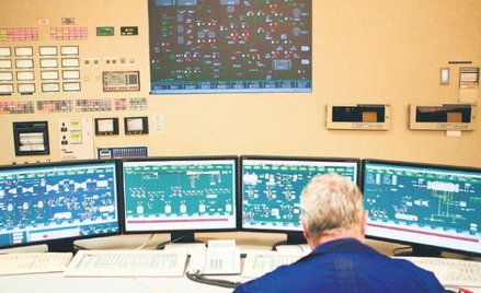 Elektrownie ograniczają moce wytwórcze. Winne pogoda i niski stan wód.