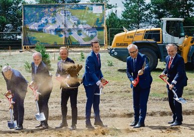 Przedstawiciele rządu i miasta inaugurują budowę 172 mieszkań, realizowanych w ramach rządowego prog