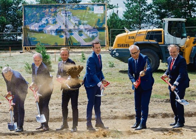 Przedstawiciele rządu i miasta inaugurują budowę 172 mieszkań, realizowanych w ramach rządowego prog