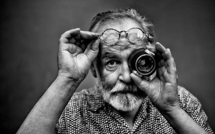 Jan „Yach” Paszkiewicz - polski reżyser teledysków, współtwórca Festiwalu Polskich Wideoklipów Yach 