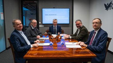 miniaturka - Relacja z debaty: Surowe rygory dla sieci 5G rozszerzono bez potrzeby