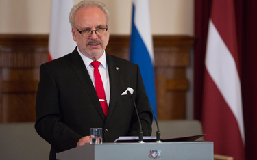 Prezydent Łotwy: Rosja powinna być odizolowana jak Korea Płn.