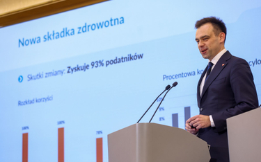 Minister finansów Andrzej Domański podczas konferencji prasowej  ws. zmian w składce zdrowotnej dla 