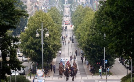 Oczkiem w głowie księdza Andrzeja Dmochowskiego z Zaręb Kościelnych jest historia i konie. Miłość do