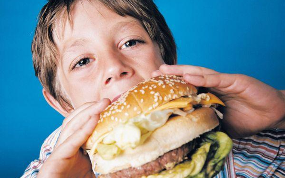 POKOLENIE FAST FOODÓW PONIEDZIAŁEK | 20.30 | TVN STYLE