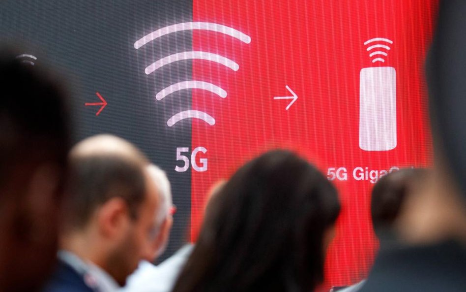 Aukcja 5G ponownie odsuwa się w czasie