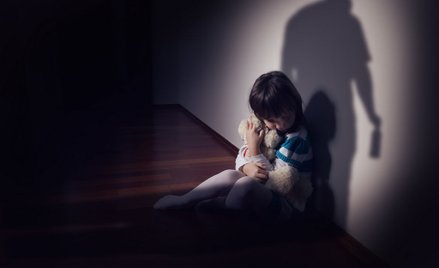 Dzieci bite i zaniedbane chorują psychicznie