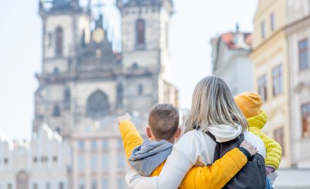 Czechy skutecznie zwiększają liczbę urodzeń. Wydają mniej niż Polska