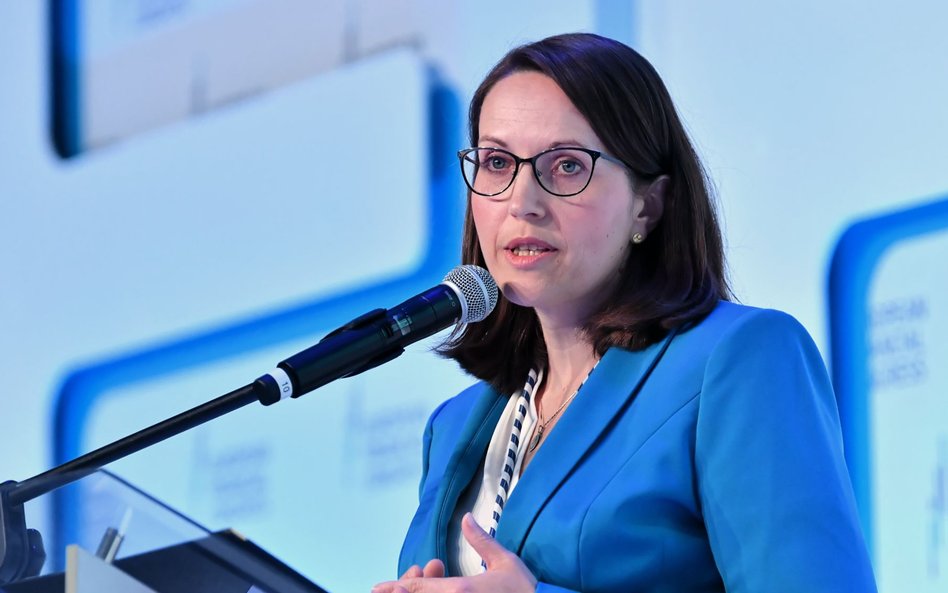 Minister finansów Magdalena Rzeczkowska