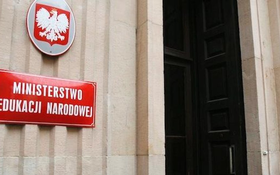 Czeka na wyrok. Na stanowisku