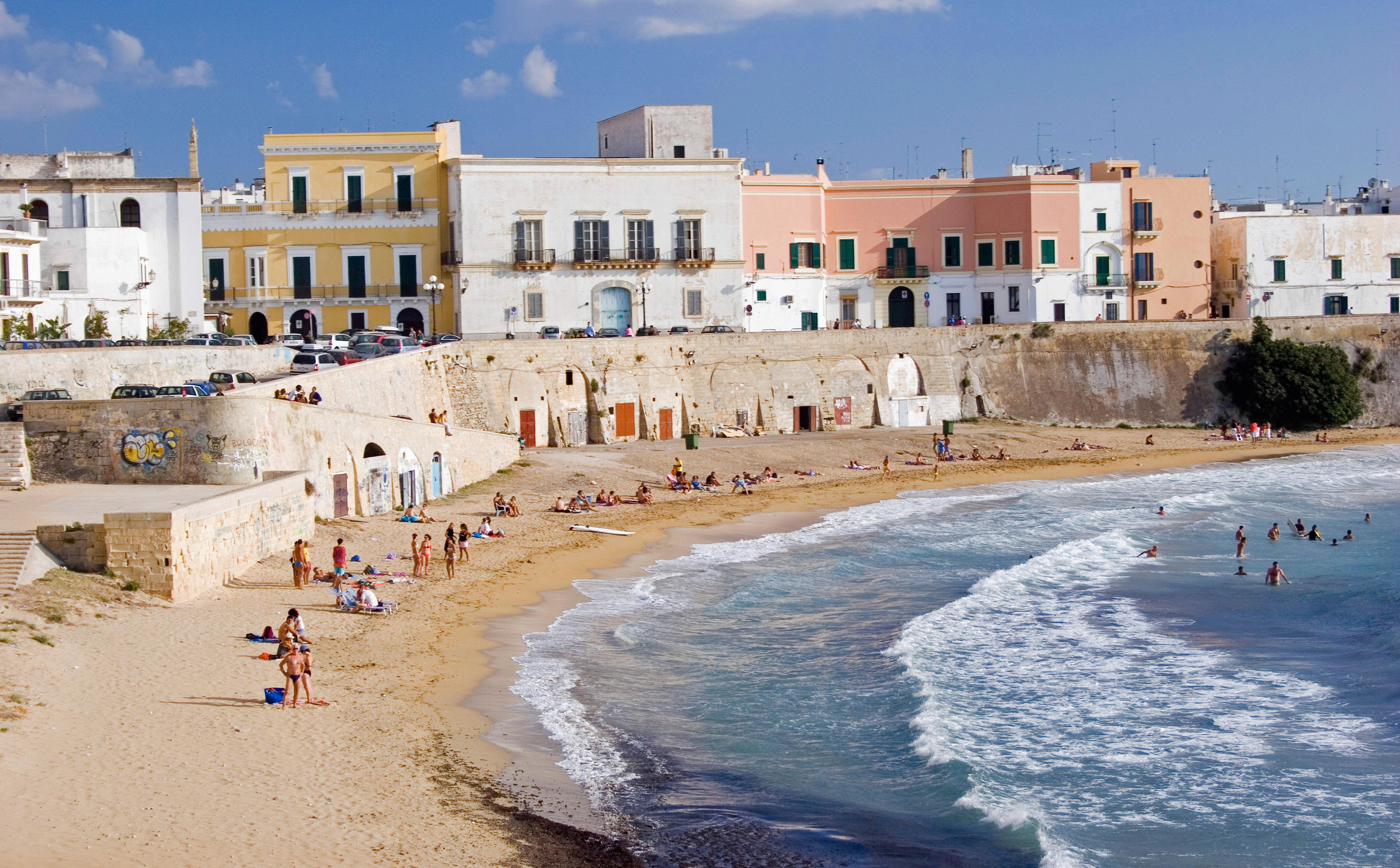 Włoskie miasto wydaje wojnę golasom. "Nie" dla bikini w zabytkowym centrum