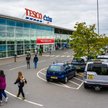 Brytyjskie Tesco kupuje w Polsce bardzo dużo żywności, którą eksportuje na Wyspy